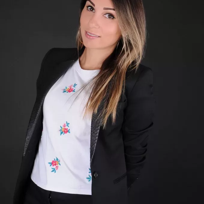 Noor RIZVI, Agent KW Arvern